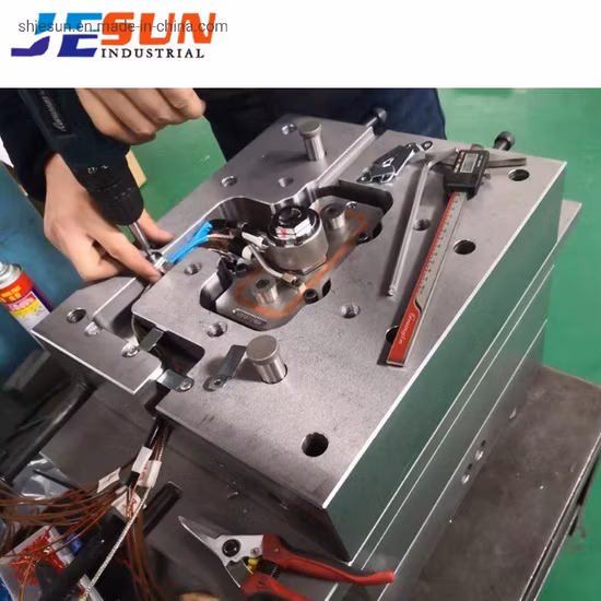 Precision Plastic Injection Mould/ Tool for Plastic Fork/ Knife, Tableware Mould